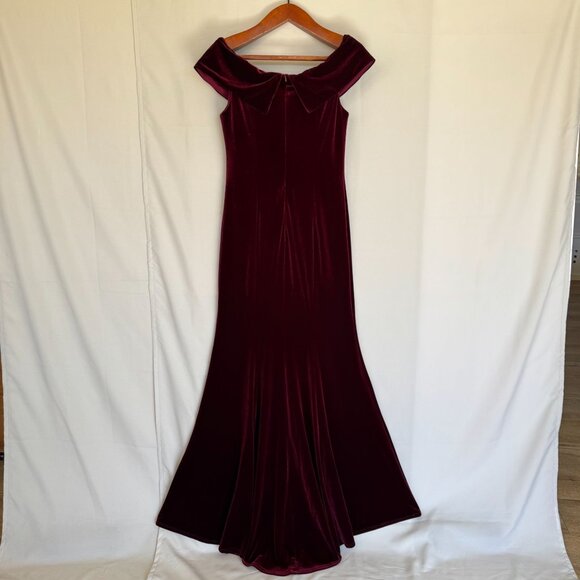 XSCAPE Burgundy Stretch Velvet Bardot Sweetheart Neck Formal Maxi Dress Size 14 - Picture 6 of 16